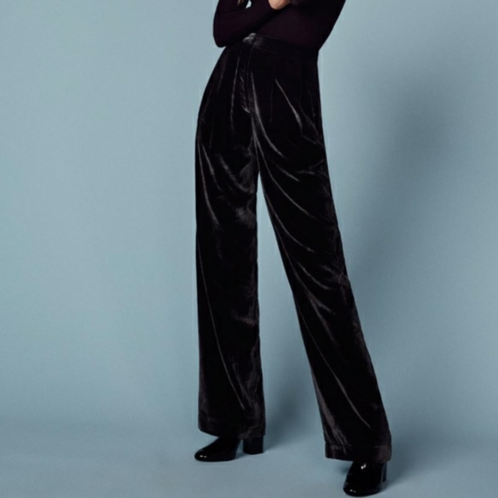 Reformation Jones Velvet Pants in Black Size 4